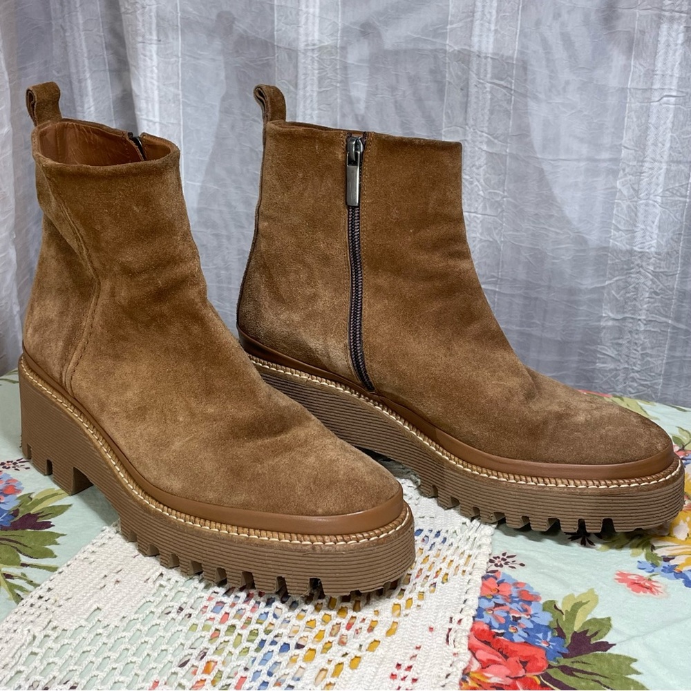 Steve Madden Stetson Tan Suede Ankle Booties 5634 Side Zippers Women size 9